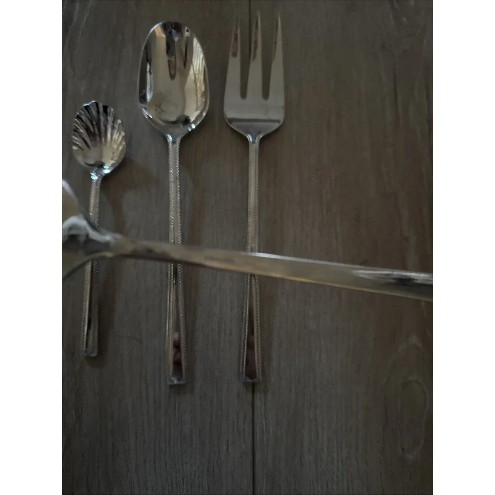 4 PCs ONEIDA SAVORY 18/10 STAINLESS STEEL PIERCED SERVING SPOON & COLD MEAT FORK